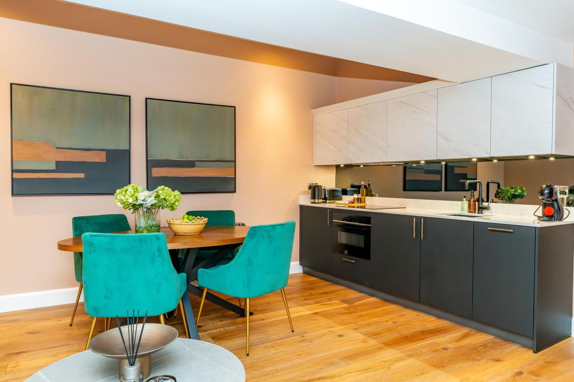 Dragon Suites Luxury Apartments At 9 Albyn Place Edinburgh Dış mekan fotoğraf