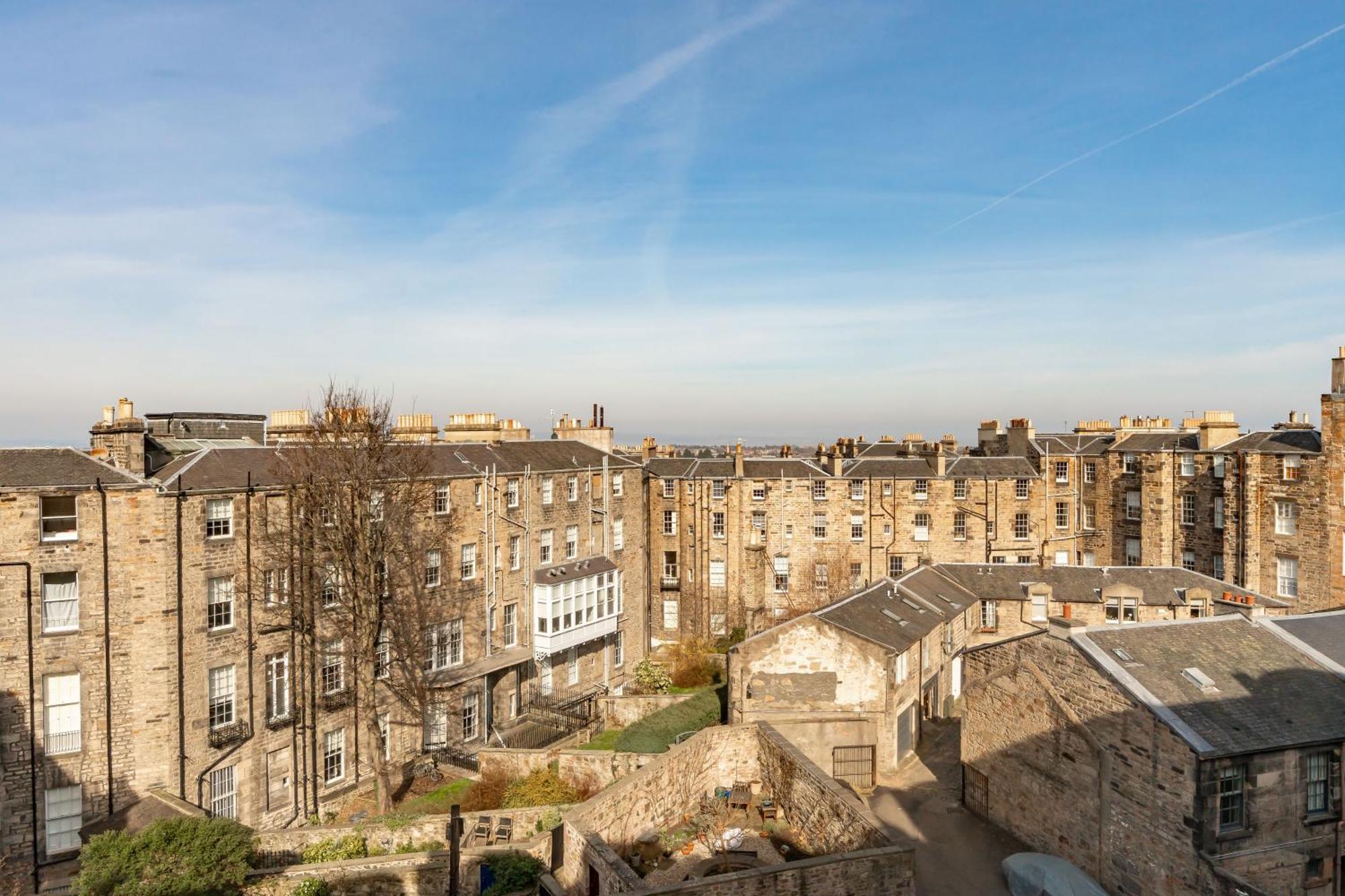 Dragon Suites Luxury Apartments At 9 Albyn Place Edinburgh Dış mekan fotoğraf