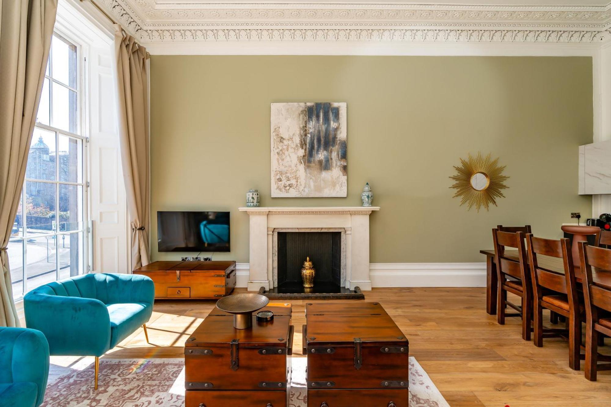 Dragon Suites Luxury Apartments At 9 Albyn Place Edinburgh Dış mekan fotoğraf